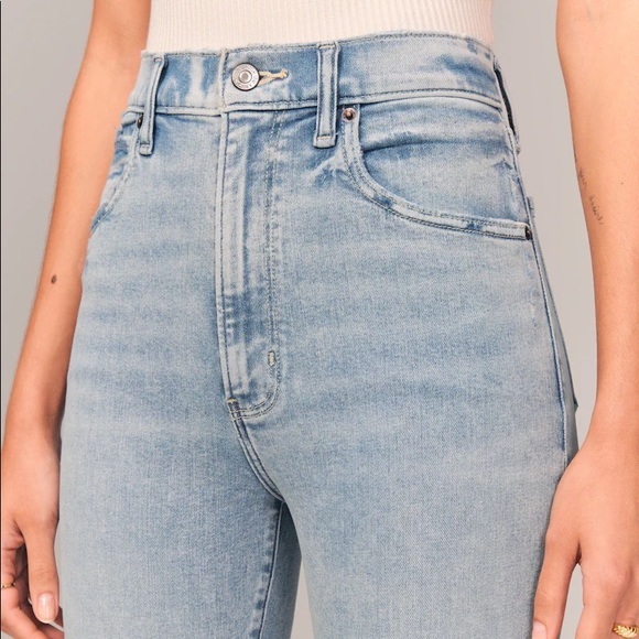 Abercrombie & Fitch Denim - Abercrombie Ultra High Rise Flare Jean